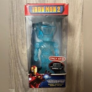 New 2010 Iron Man2 LIMITED EDITION HOLOGRAPHIC MARK VI WACKY WOBBLER BOBBLE-HEAD